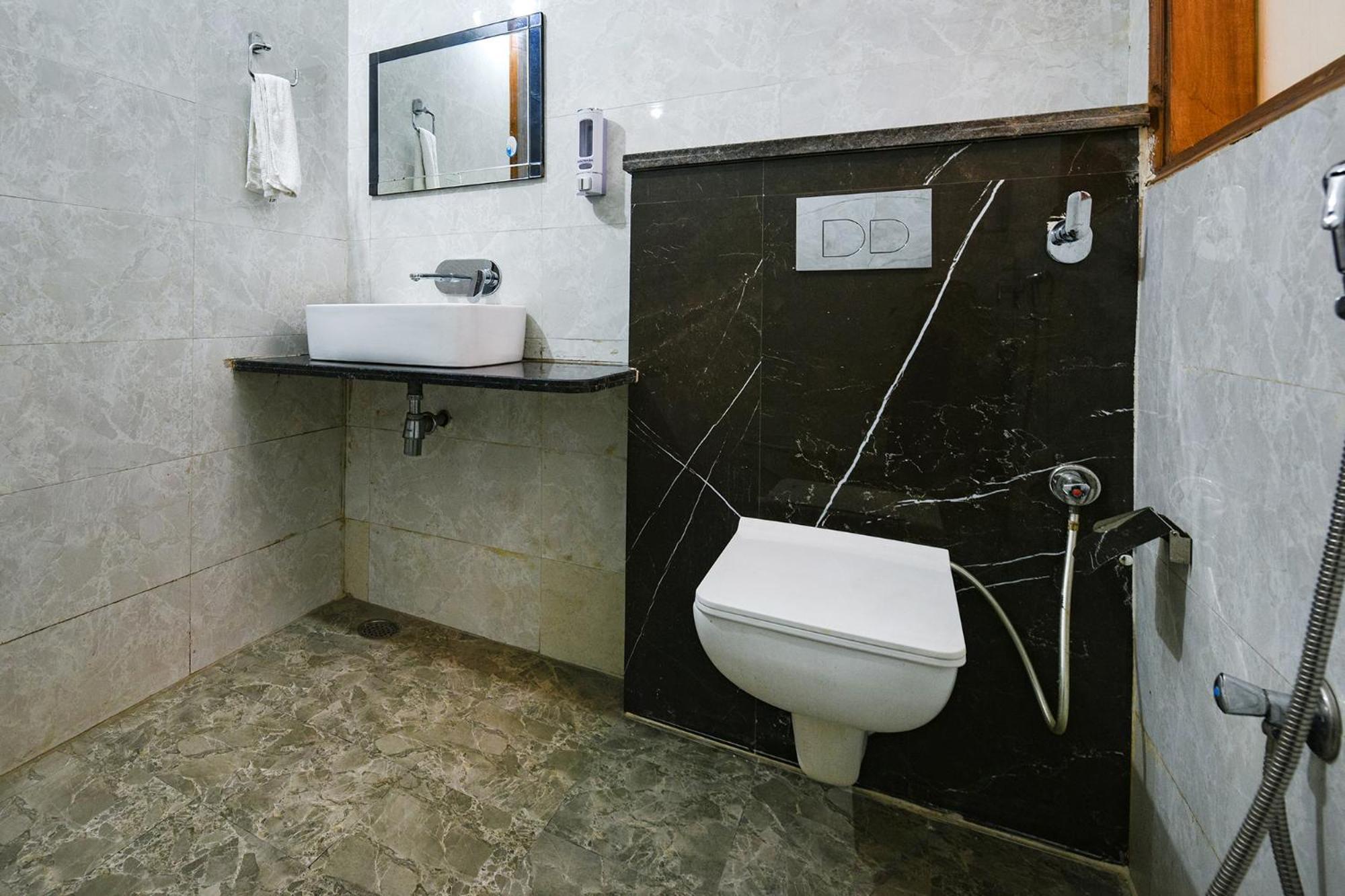 Fabhotel Indian I Gurgaon Extérieur photo